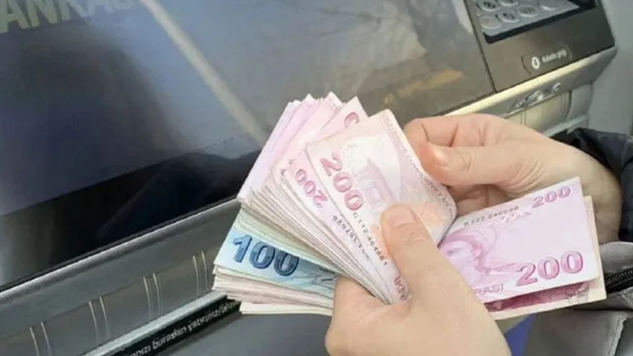 “Borç ödedim” deyip geçmeyin: ATM’den para yatırırken bu hatayı yapmayın!