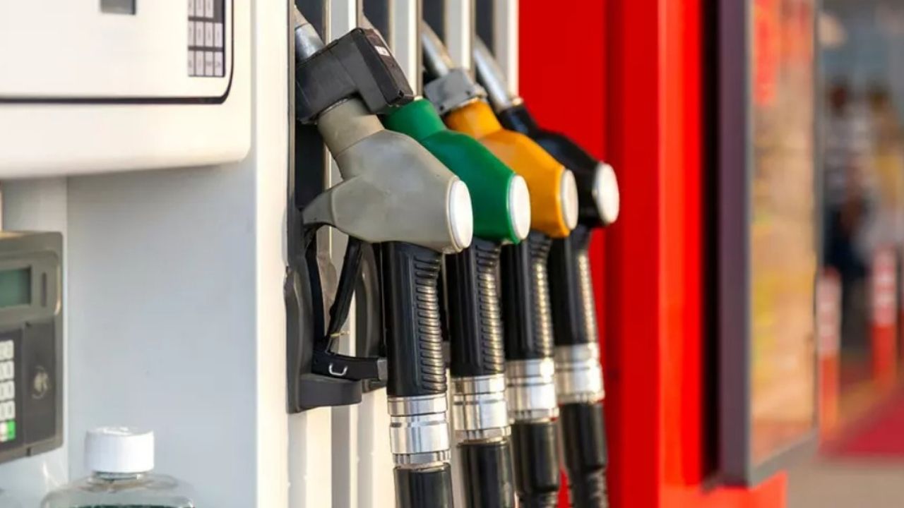 Akaryakıtta “çifte zam” rüzgarı! Benzinde 1,55 TL şoku